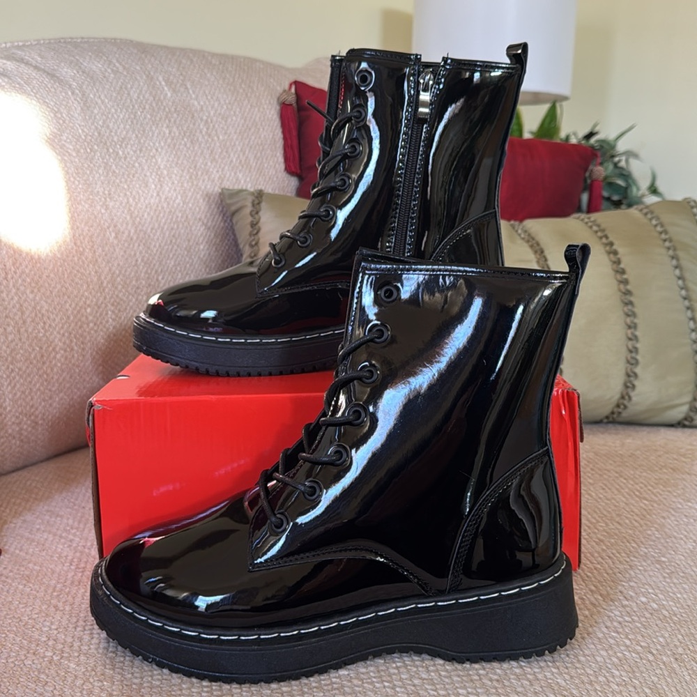 ROUGE Lace Up Low Platform Combat Boots by Rainbow